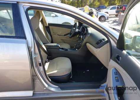 2015 Kia Optima Lx из США, поврежденный, VIN 5XXGM4A74FG471436